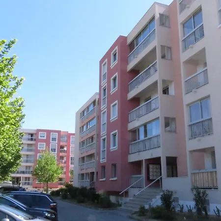 A Avec Parking, Balcon, Animaux Admis - Fr-1-780-37 アパート *