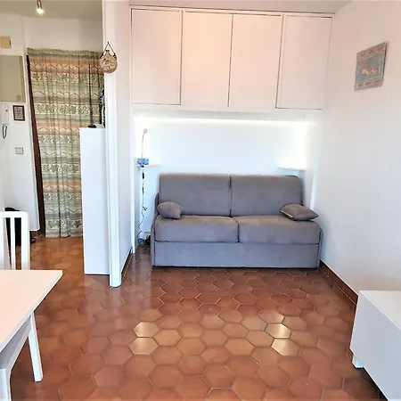 アパート A Avec Parking, Balcon, Animaux Admis - Fr-1-780-37